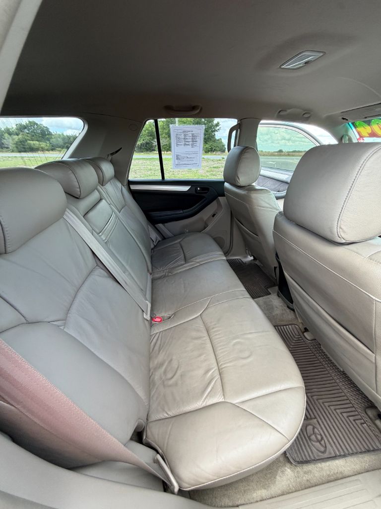 2004 Toyota 4Runner SR5 - Photo 9