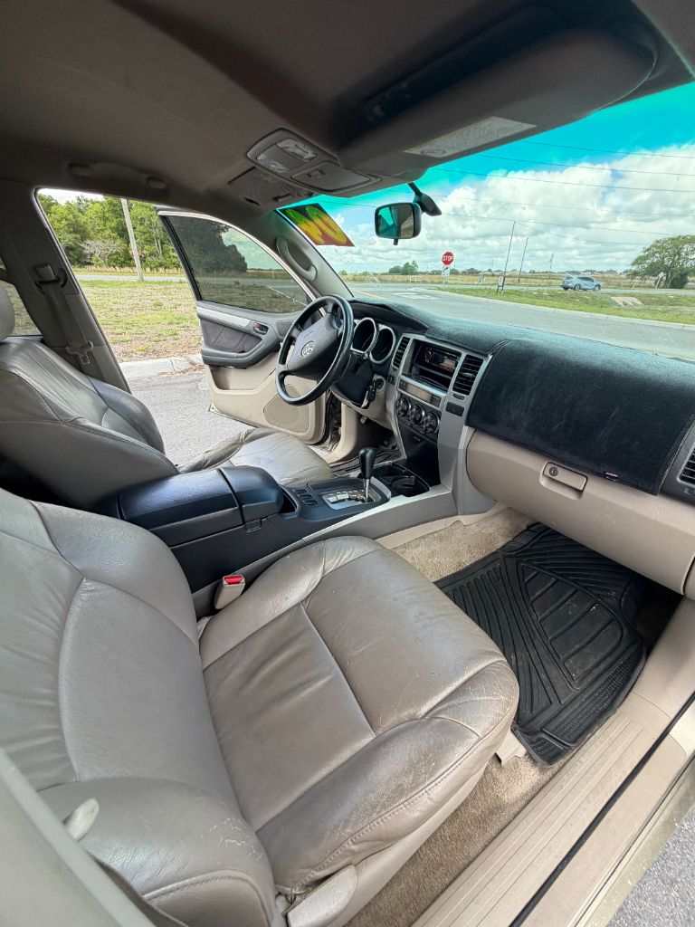 2004 Toyota 4Runner SR5 - Photo 7