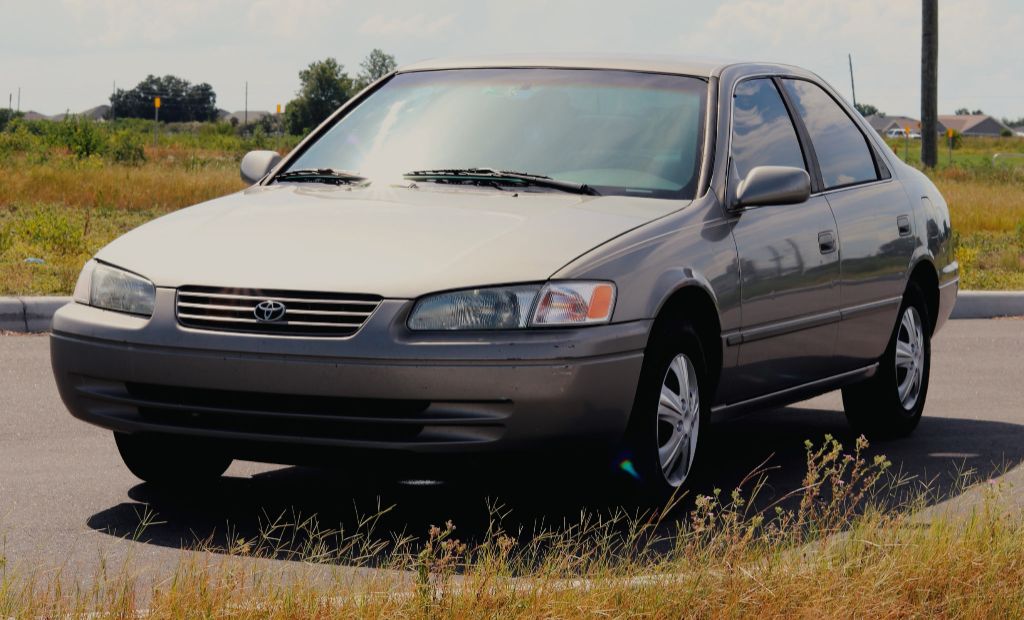 1998 Toyota Camry LE's photo