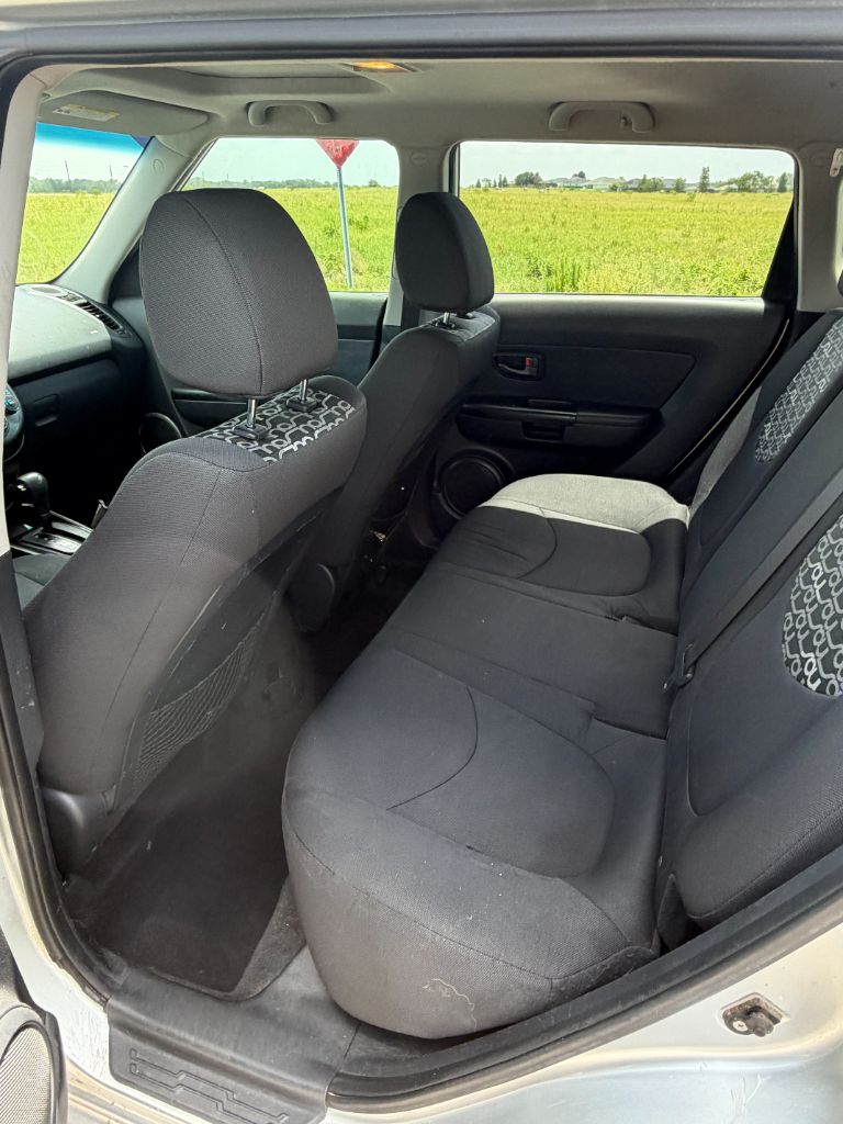 2010 Kia Soul Exclaim - Photo 11