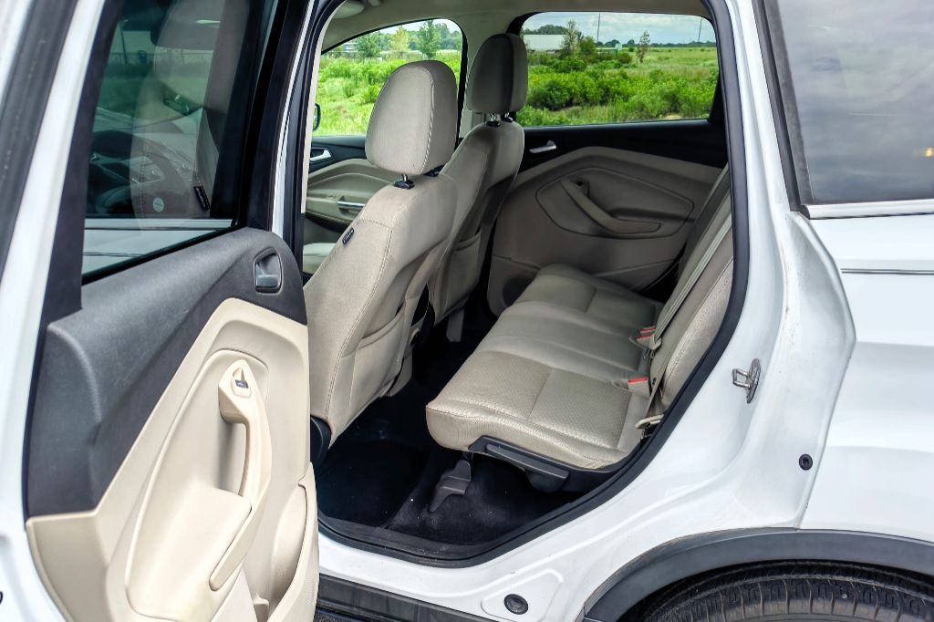 2017 Ford Escape SE - Photo 8