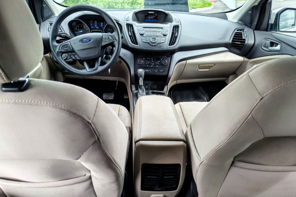 2017 Ford Escape SE - Photo 10