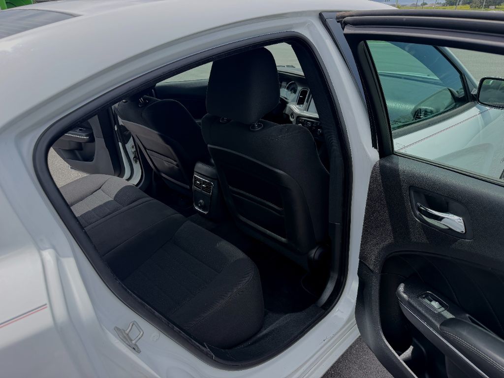 2013 Dodge Charger R/T - Photo 18